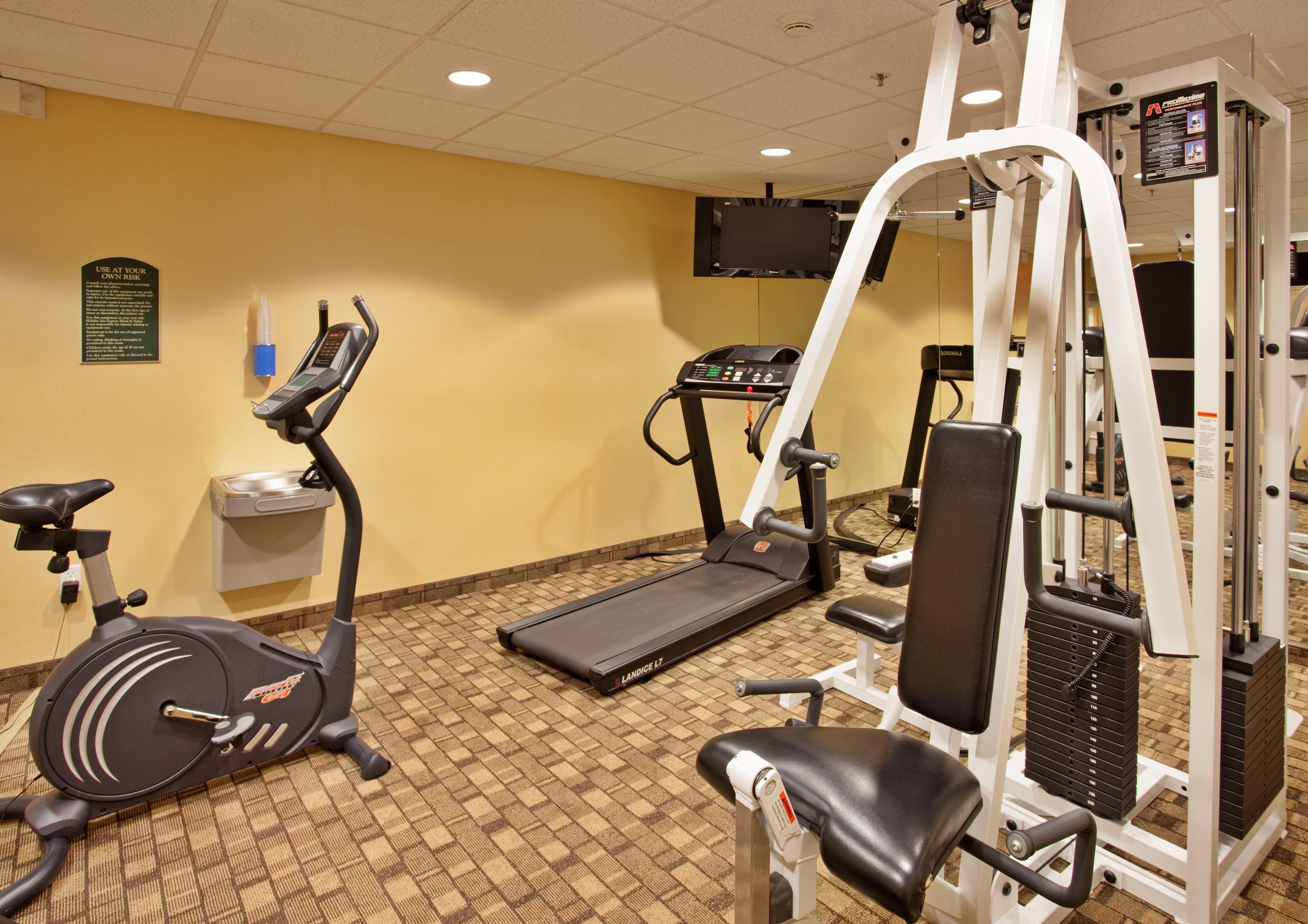 Holiday Inn Express Hotel & Suites Wichita Airport By Ihg المظهر الخارجي الصورة