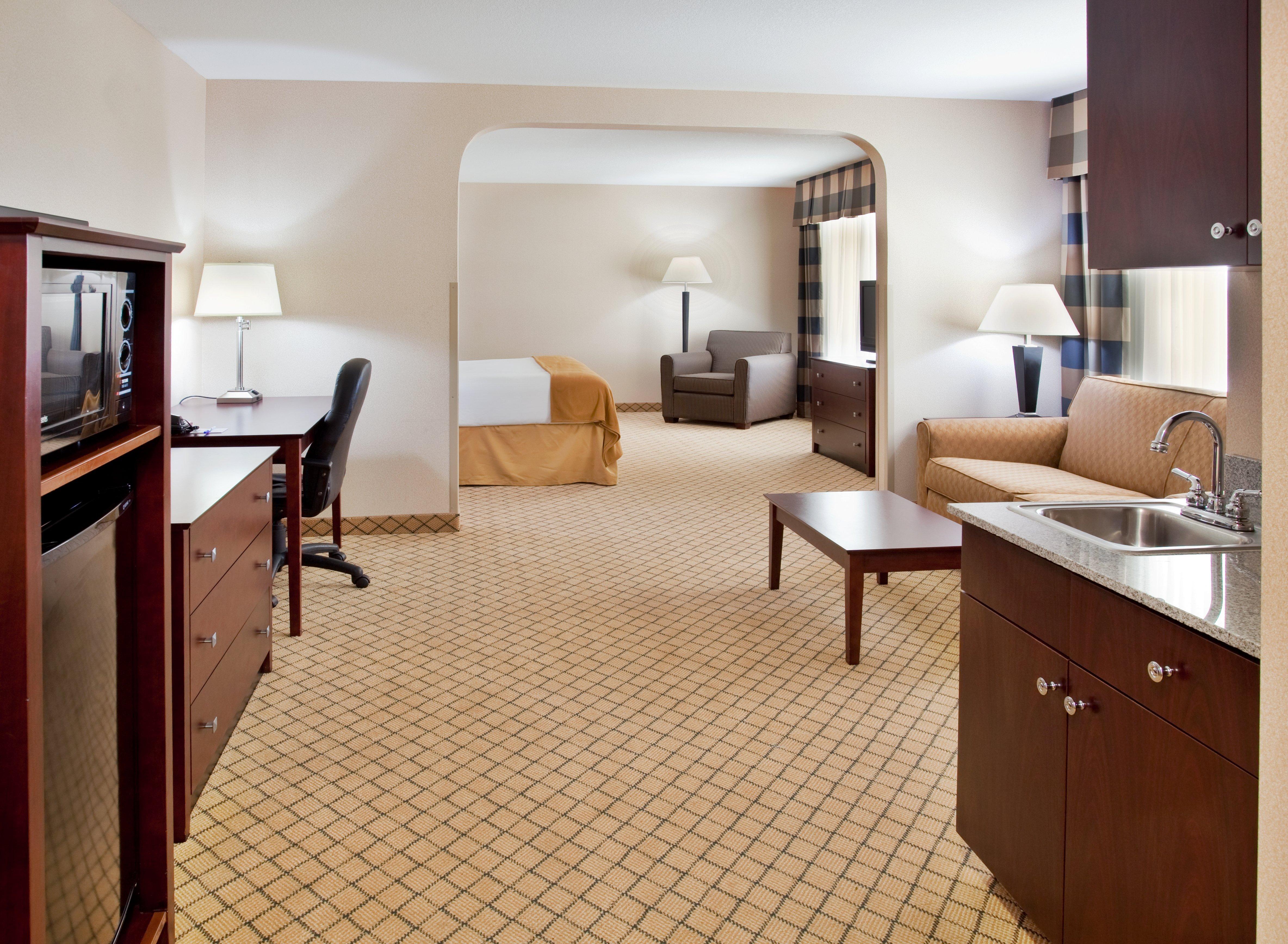 Holiday Inn Express Hotel & Suites Wichita Airport By Ihg المظهر الخارجي الصورة
