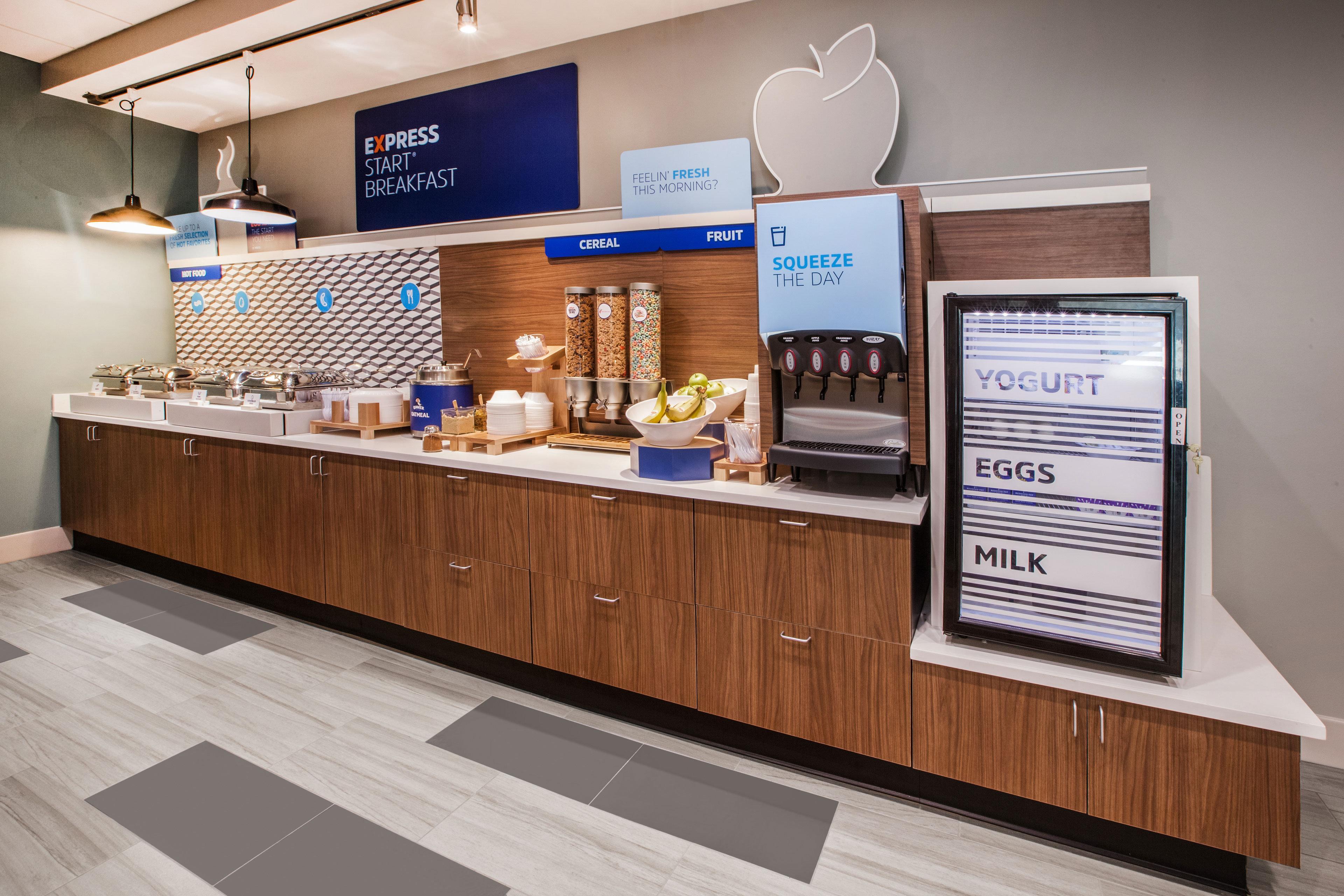 Holiday Inn Express Hotel & Suites Wichita Airport By Ihg المظهر الخارجي الصورة